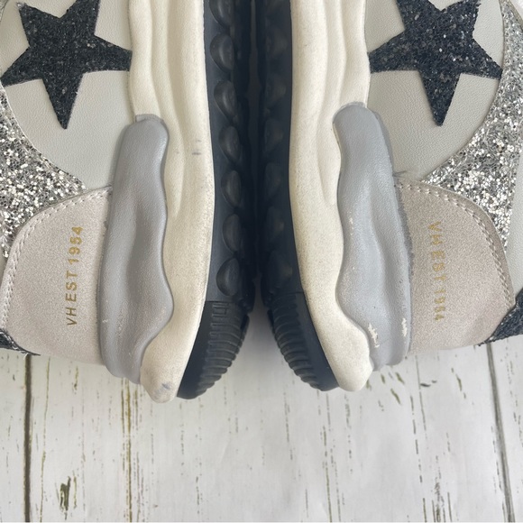 Vintage Havana RUN Sneakers - Picture 8 of 16